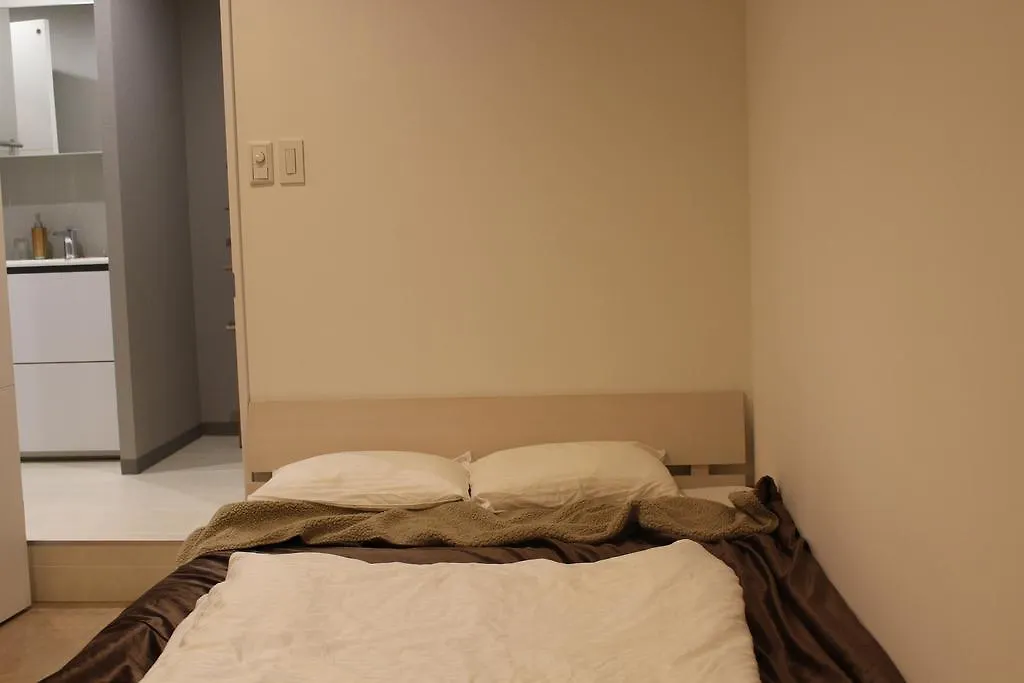 The Neighbors Hotel Osaka Guest house